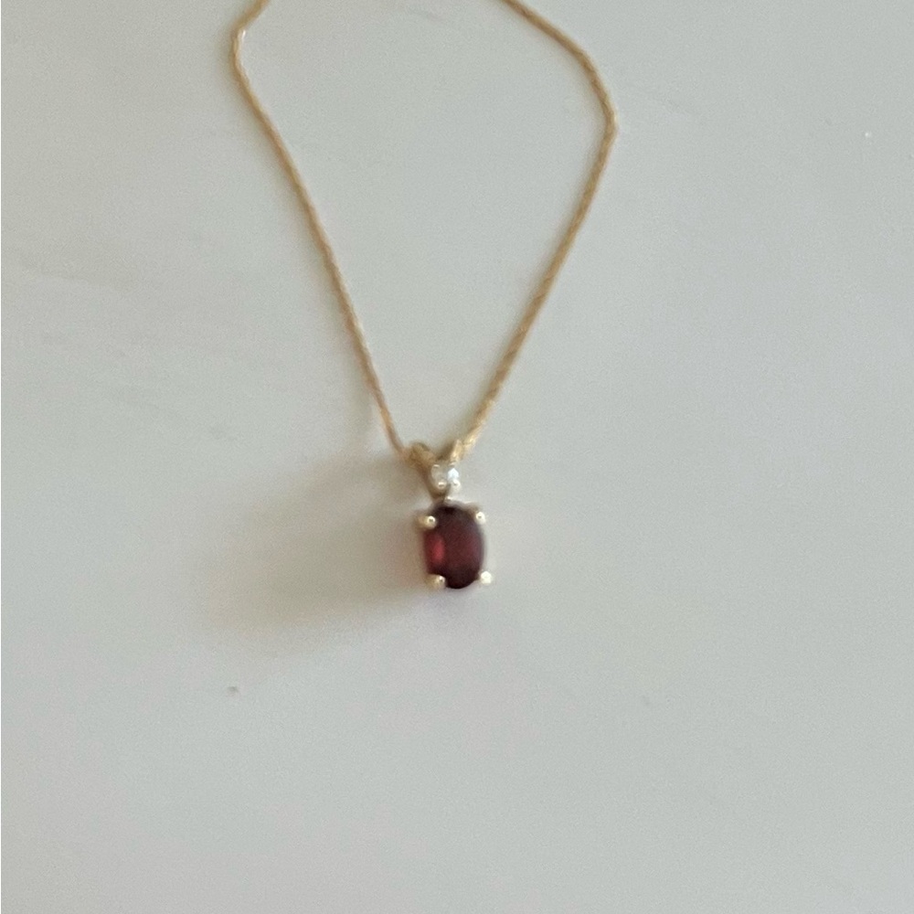 Elegant Garnet and Diamond classic 14k yellow gold Pendant Necklace